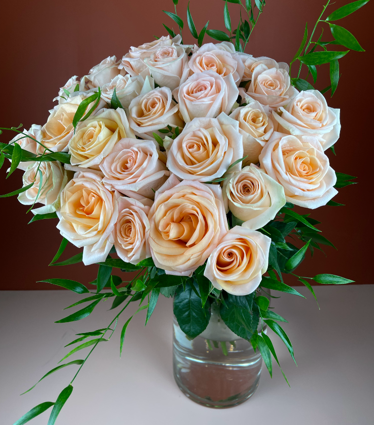 Medium Roses Medium Flower Bouquet | Elegant Blooms for Every Occasion