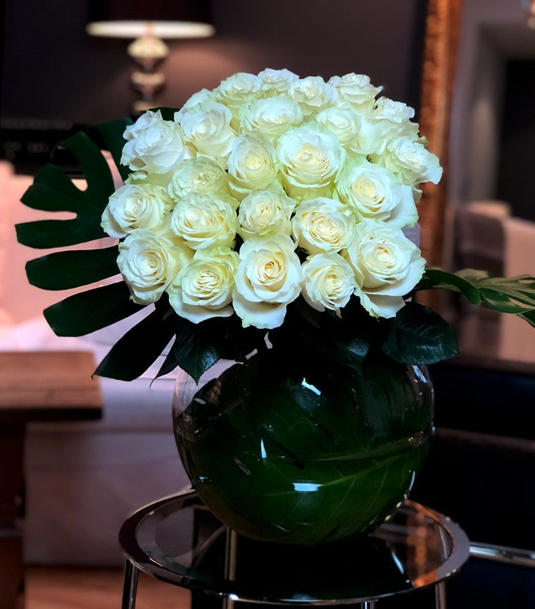 Bouquet 50 Long White Roses